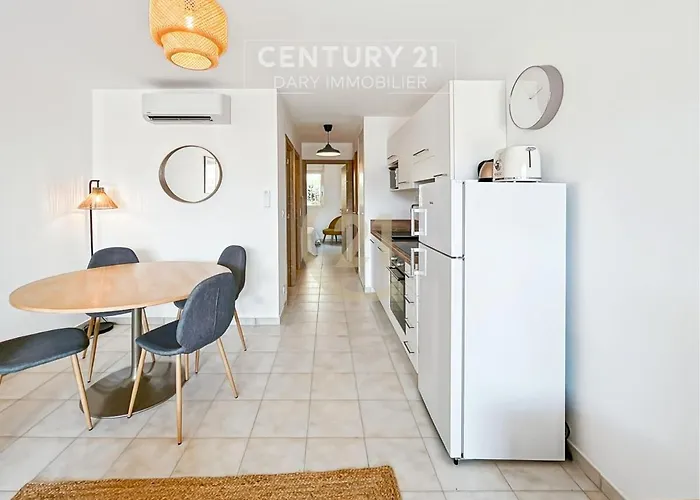 T2 Les Jasmins Proche Centre Apartment